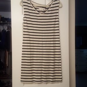 Black and white sleeveless dress xs